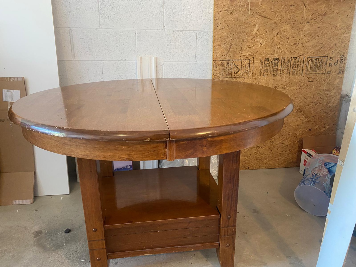 Round Wooden Extendable Dining Table - photo 4