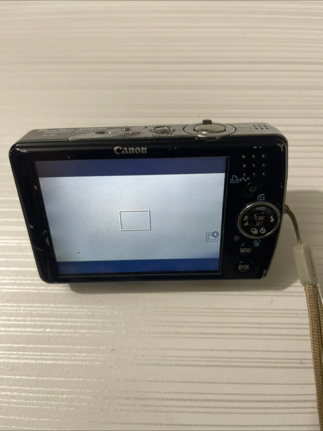 Canon PowerShot SD630 Digital ELPH Camera thumbnail