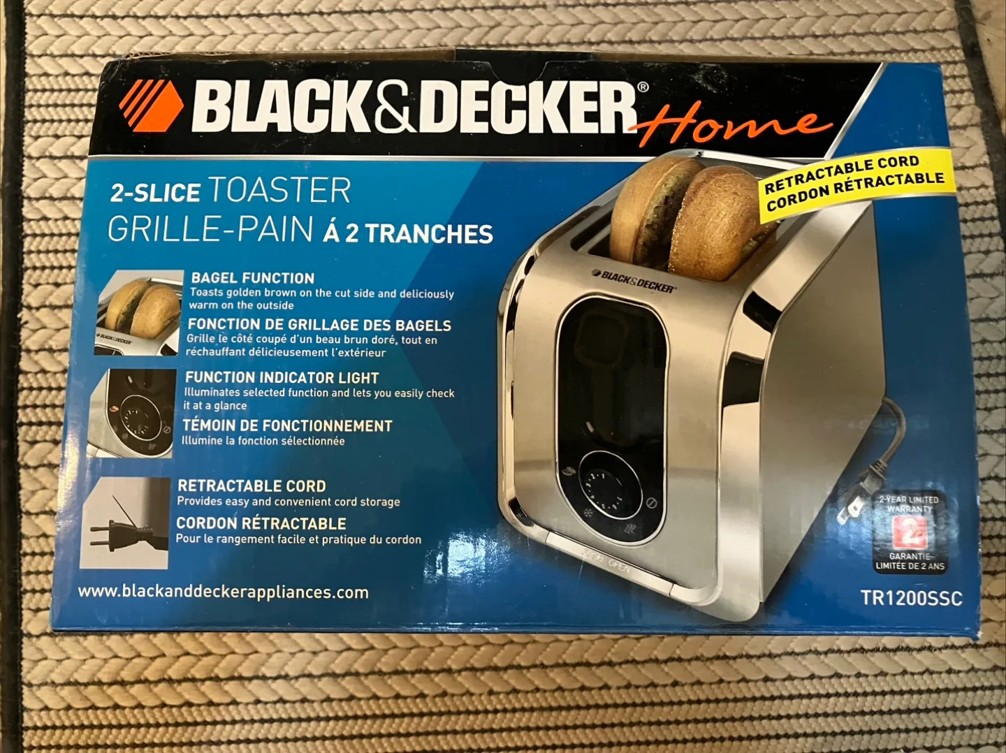 Black & Decker 2-Slice Toaster - Like New! thumbnail