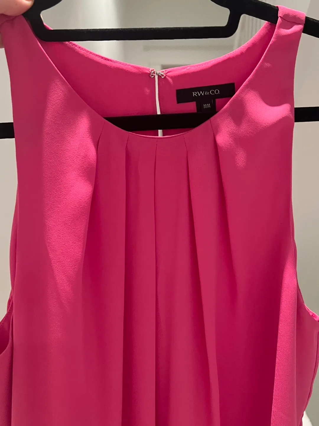 RW&CO. Pink Sleeveless Top - Size M thumbnail