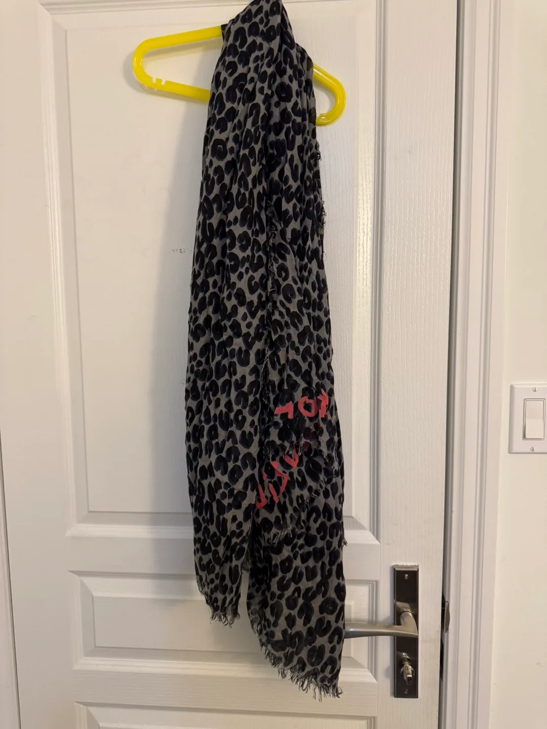 Louis Vuitton Scarf thumbnail