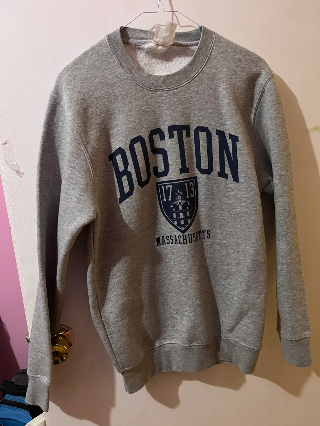 Boston Massachusetts Grey Sweatshirt - Size S thumbnail