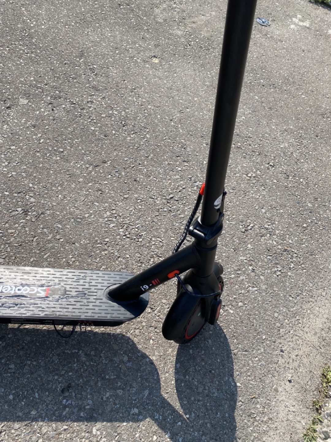iScooter i9 Electric Scooter - photo 3
