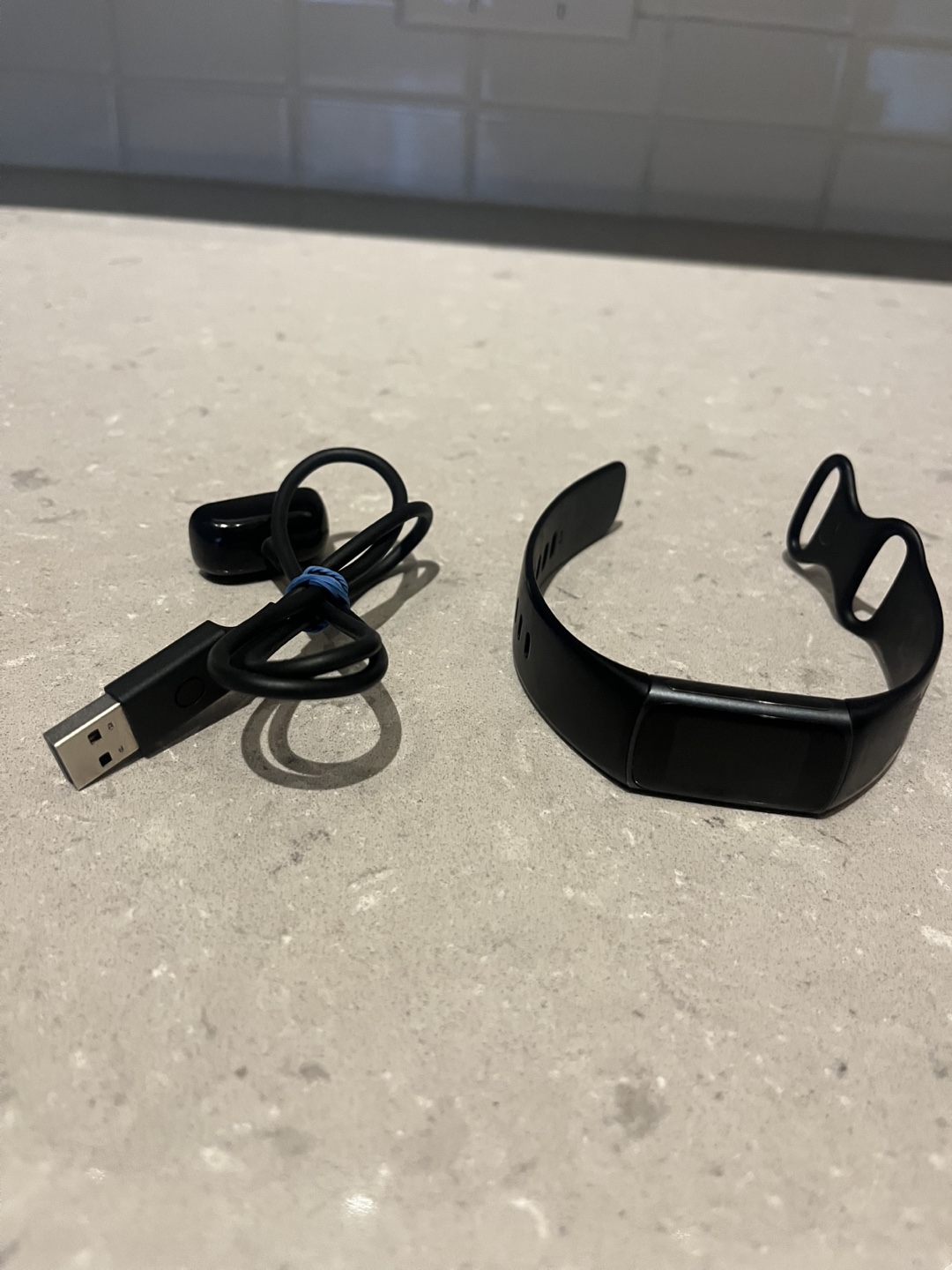 Fitbit Charge 5 - photo 2