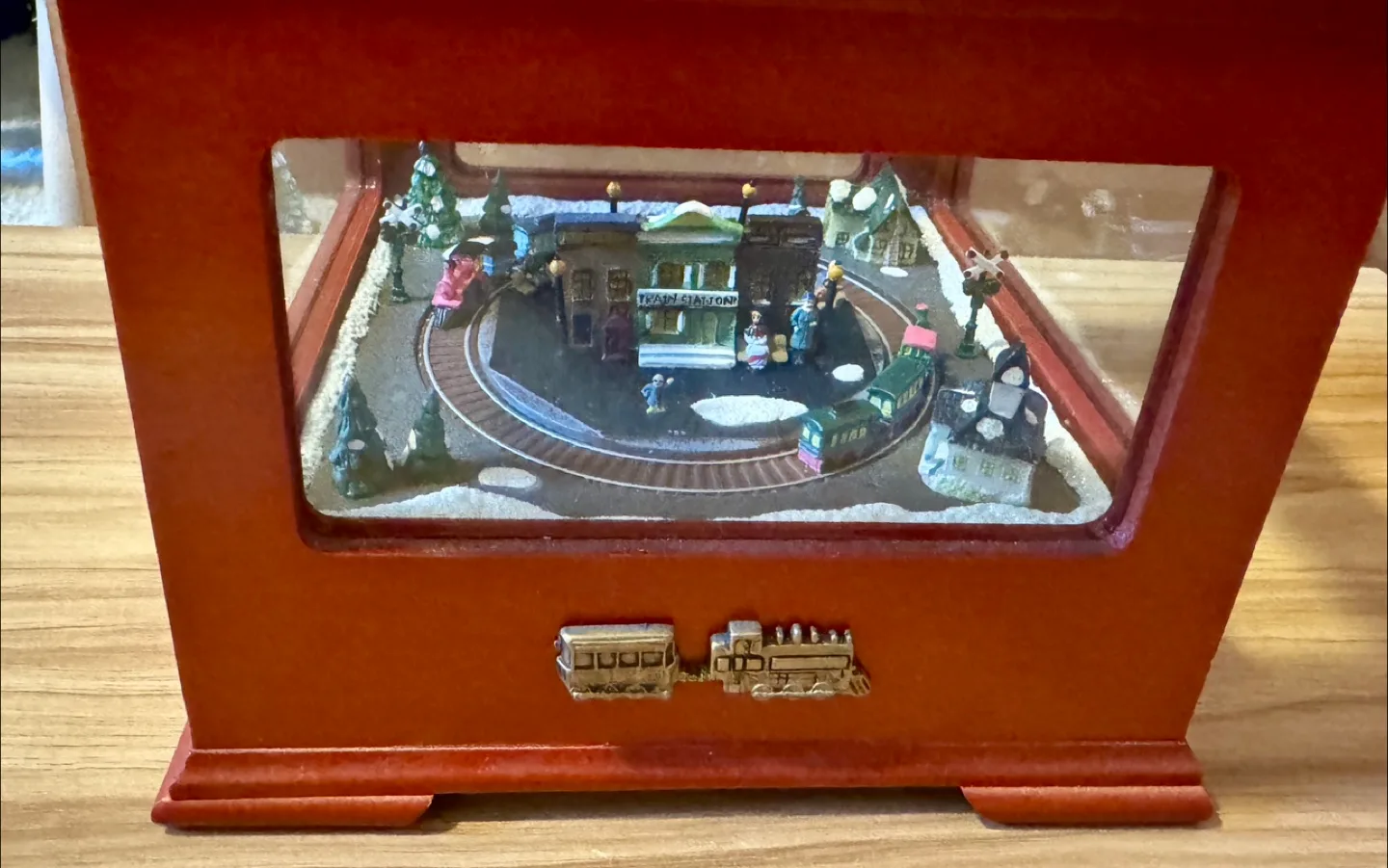 Mr. Christmas Showcase Music Box Train thumbnail