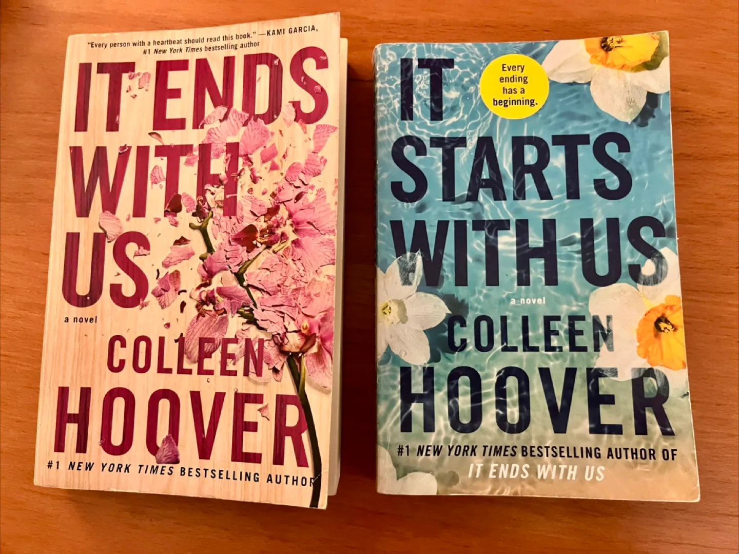 Colleen Hoover Books It Ends With Us / It Starts With Us thumbnail