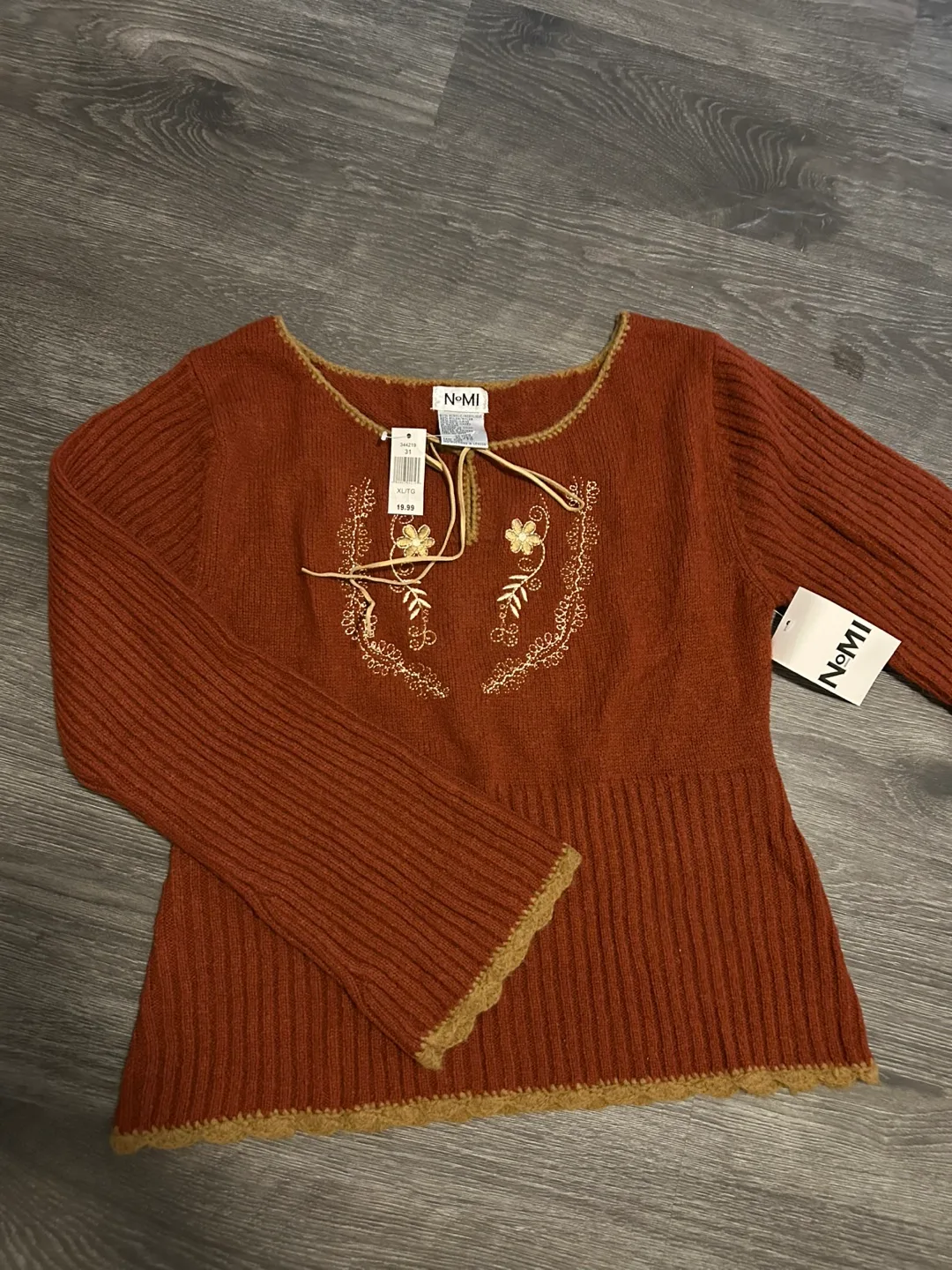 NOMI XL Top - New with Tags thumbnail