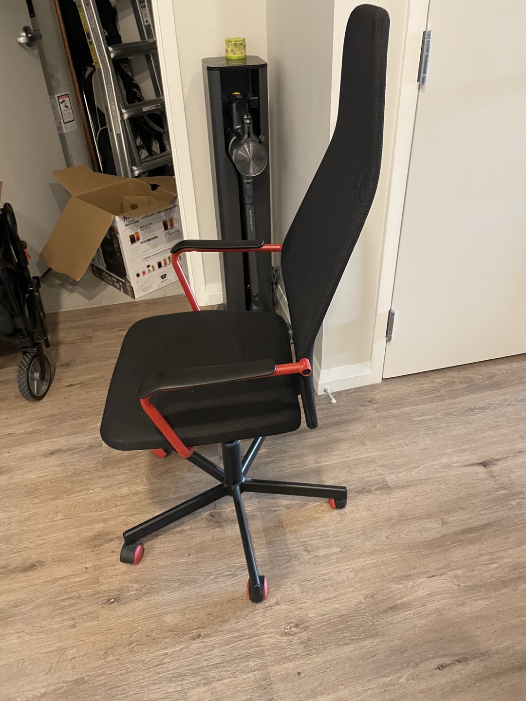 Gaming Chair - Black/Red