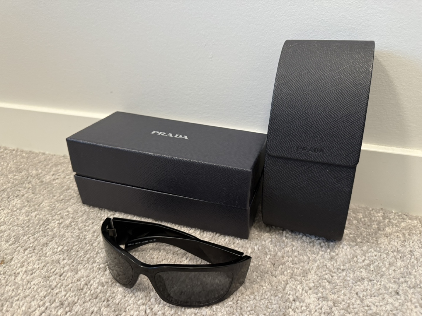 Prada Black Sunglasses - Model A145 - photo 3