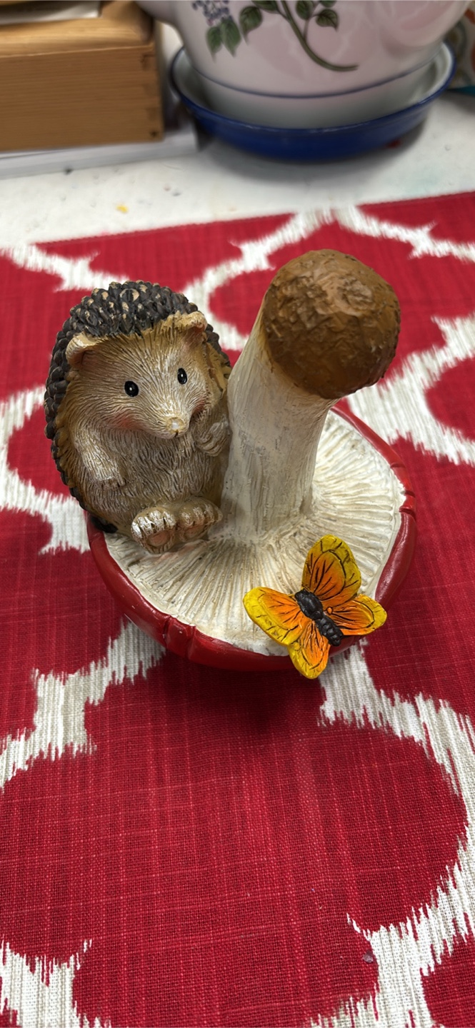 Hedgehog on Mushroom Figurine - photo 2