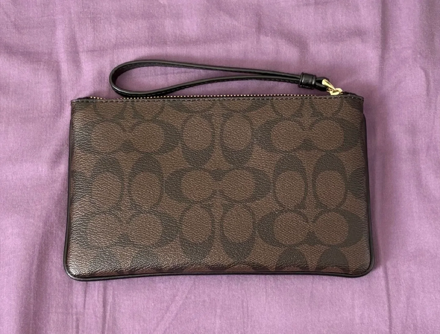Coach Wristlet - Brown Signature image indicator(2)
