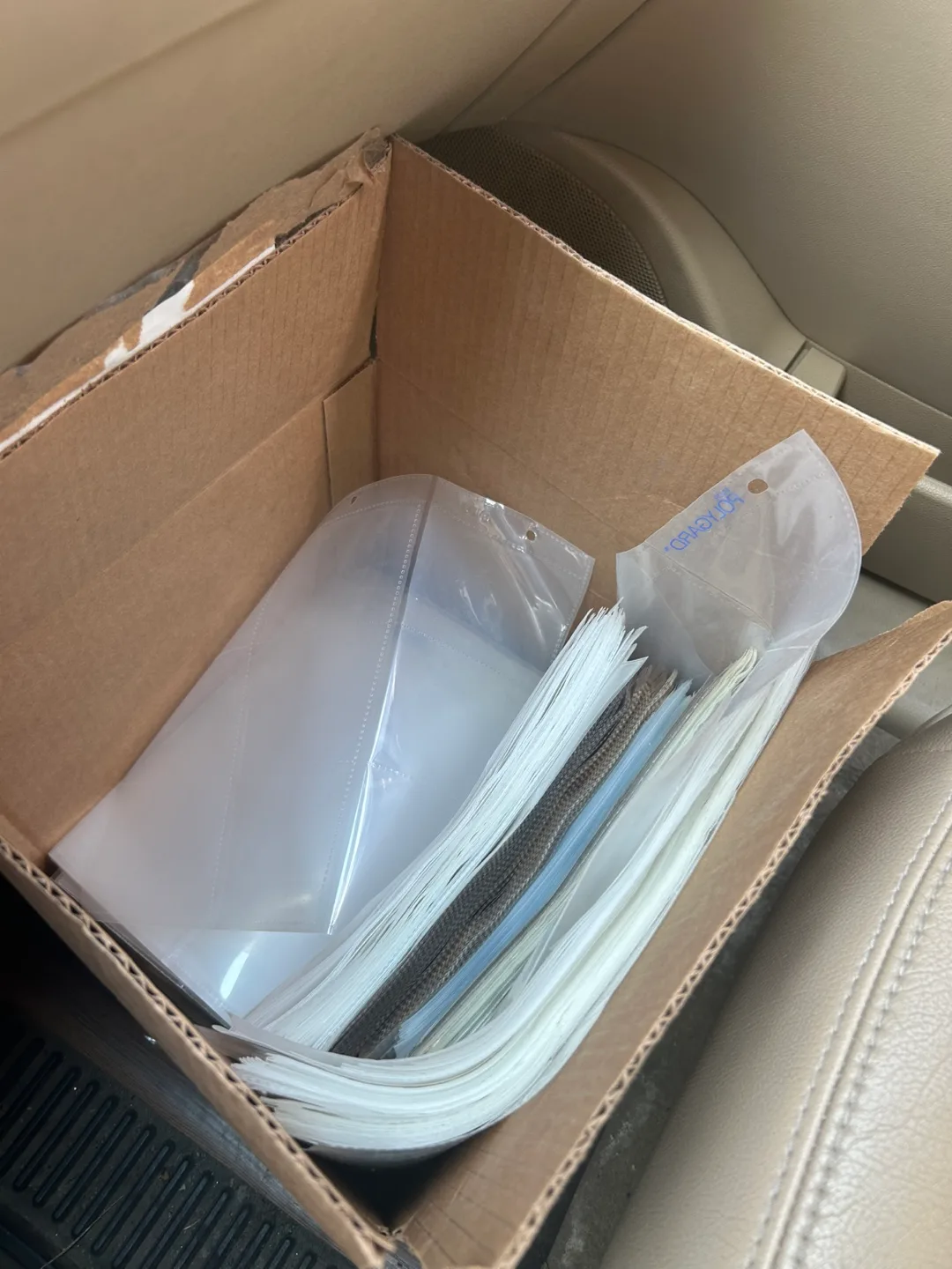 Full box of trading card packages thumbnail