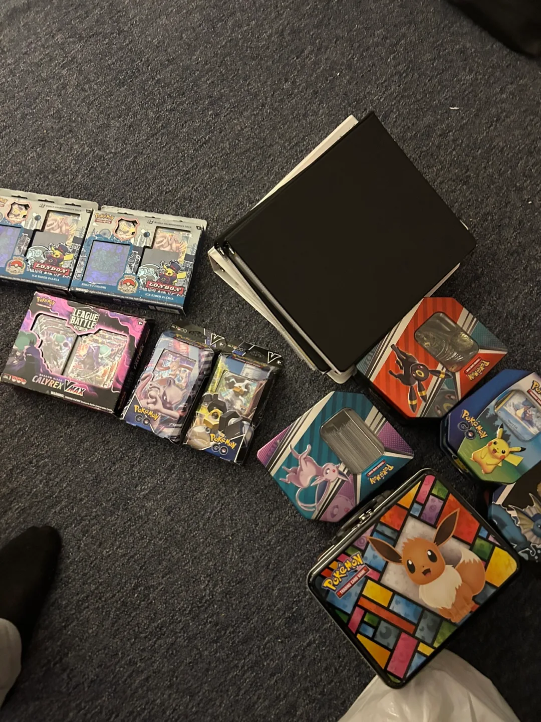 Pokémon card bundle thumbnail