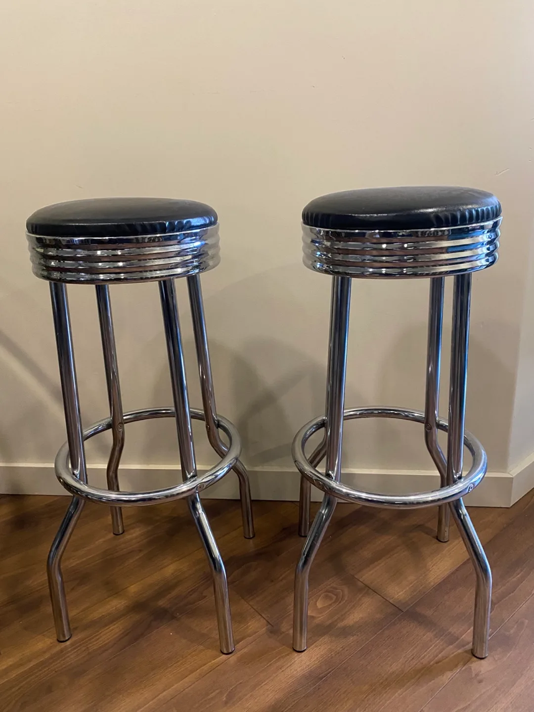 Pair of Bar Stools thumbnail