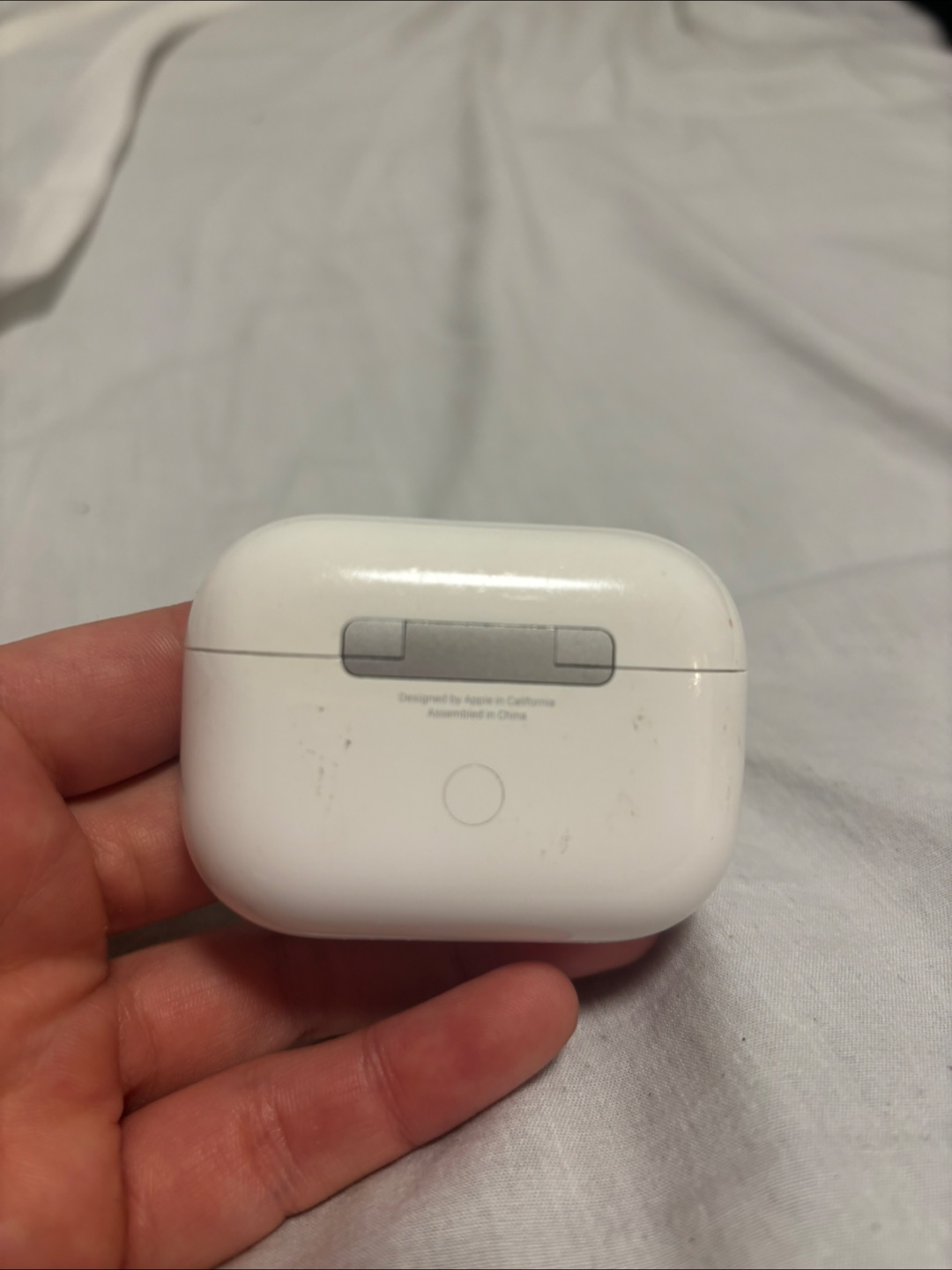 Apple AirPods Pro Charging Case