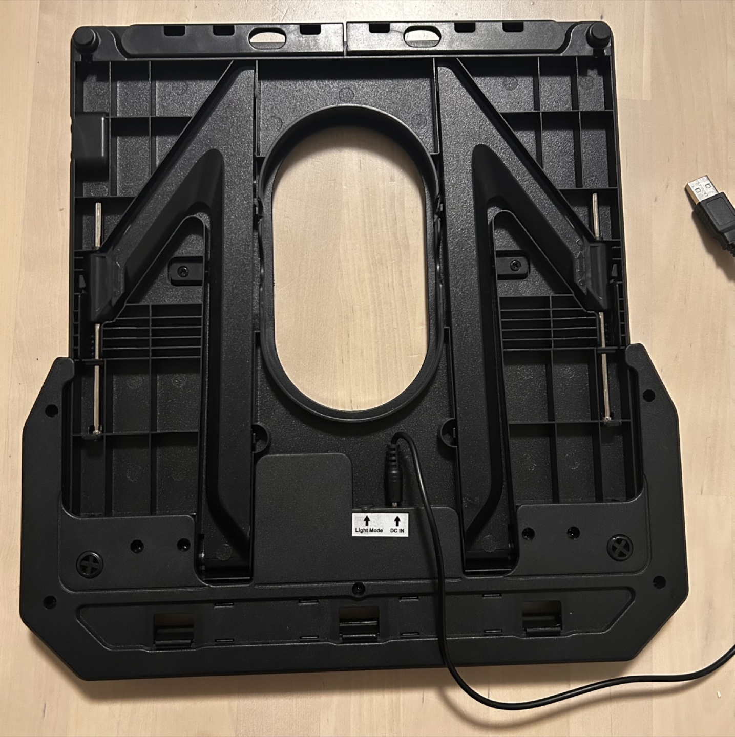 Jelly Comb RGB Gaming Laptop Stand - photo 3