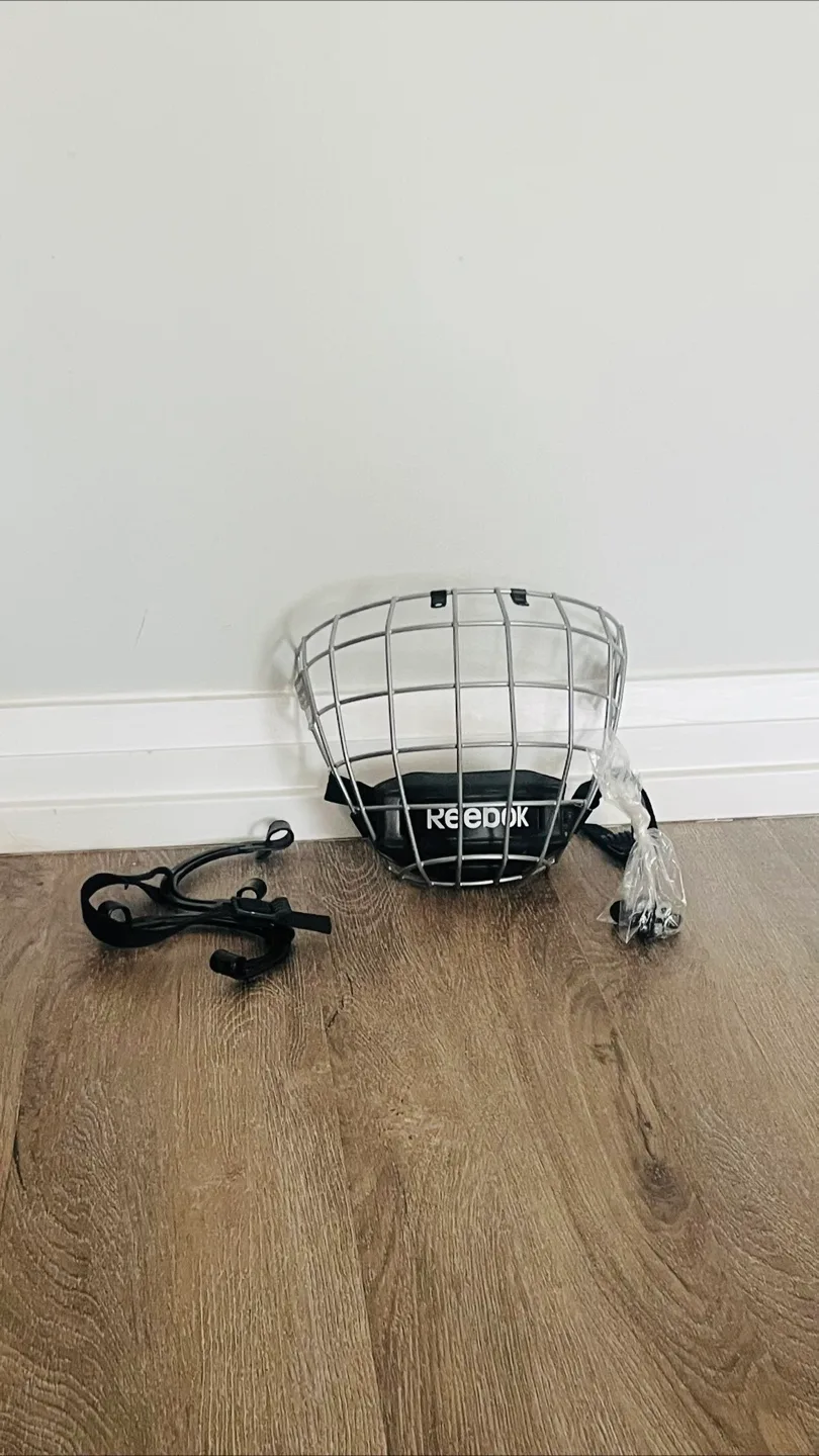 Reebok Hockey Helmet Cage thumbnail