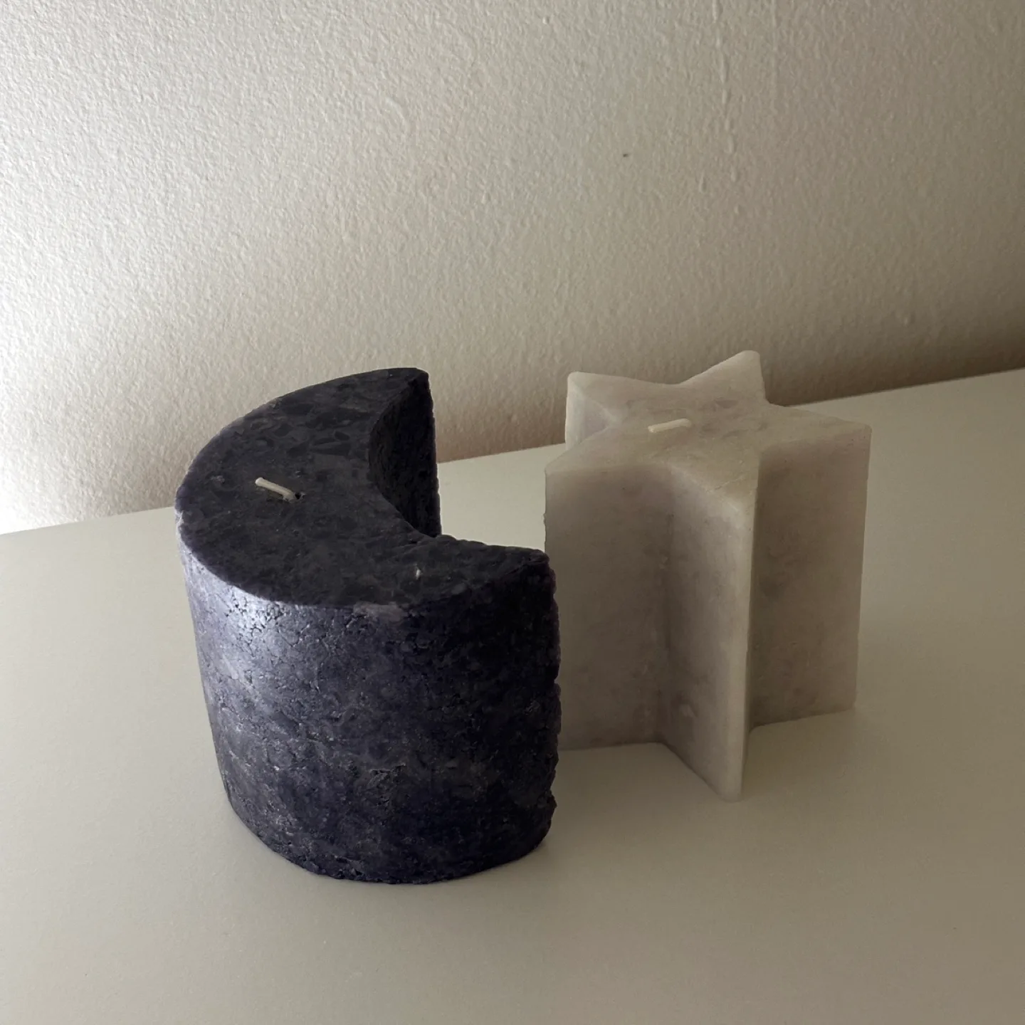 Urban Outfitters Moon & Star Shaped Candle Set (New) thumbnail