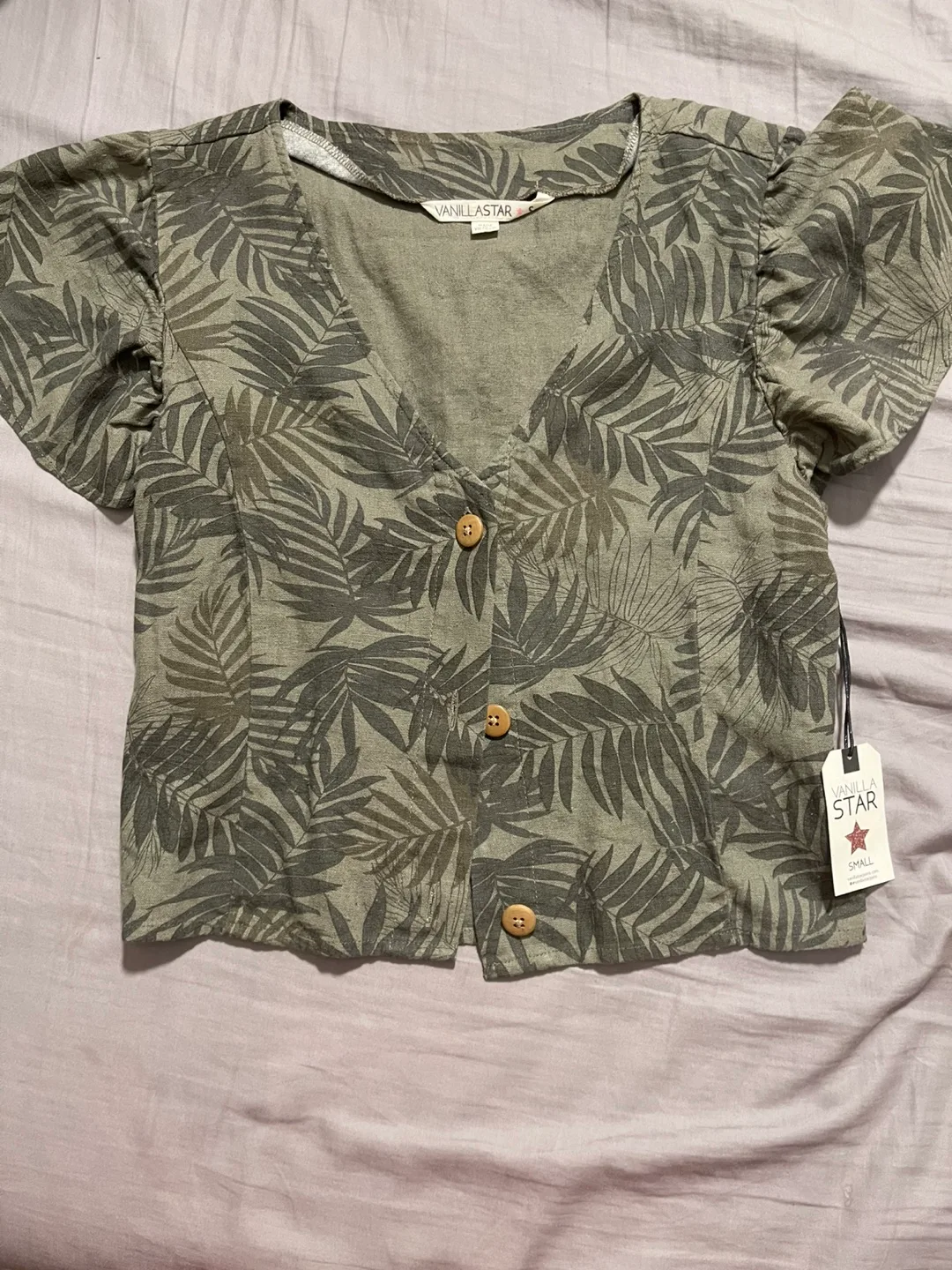 🥕Vanilla Star Leaf Print Blouse - Size Small thumbnail