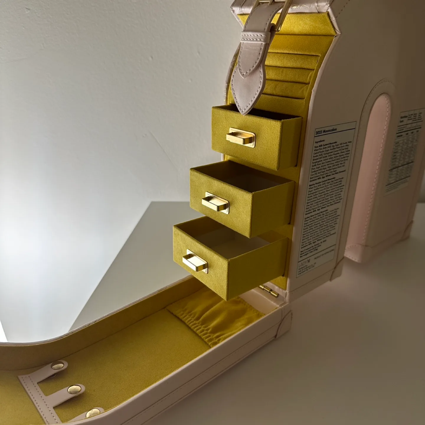 Lady M 2023 Jewelry Box (New, Limited Edition) image indicator(5)