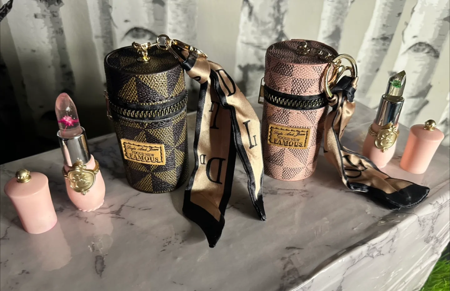 😍 Gorgeous keychain with scarf and oil or lipstick image indicator(6)