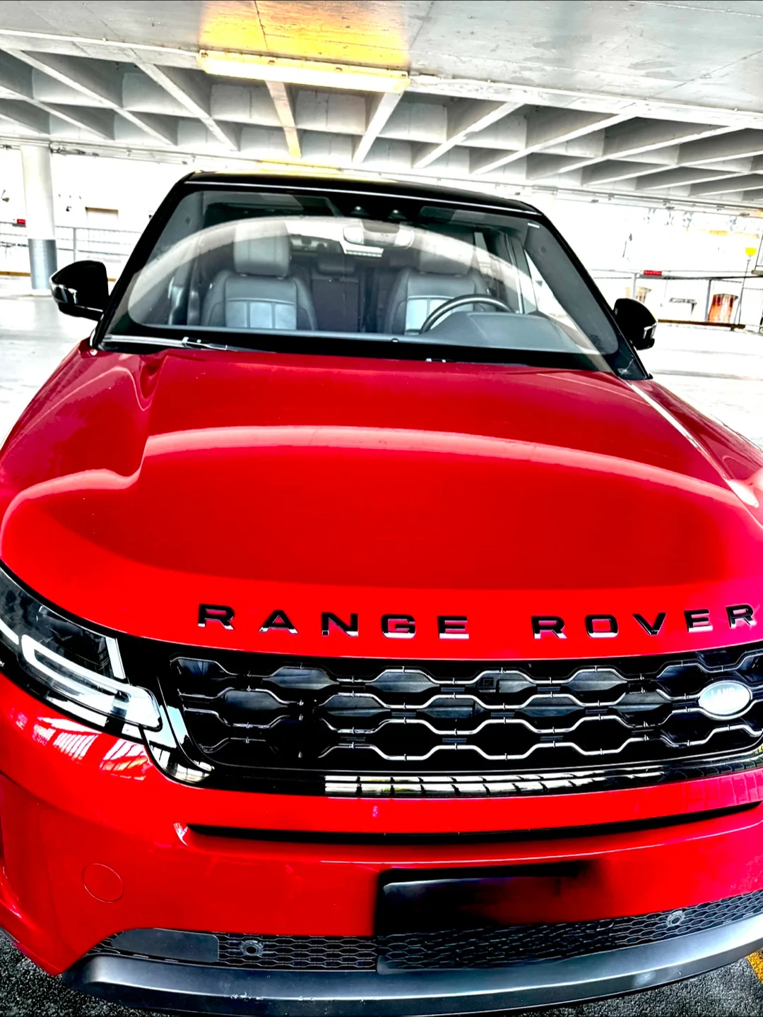 2020 Land Rover Range Rover Evoque P250 SE thumbnail