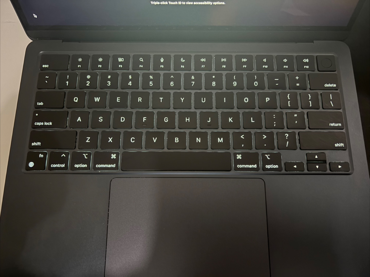 Apple MacBook Air M2 2022 - photo 2