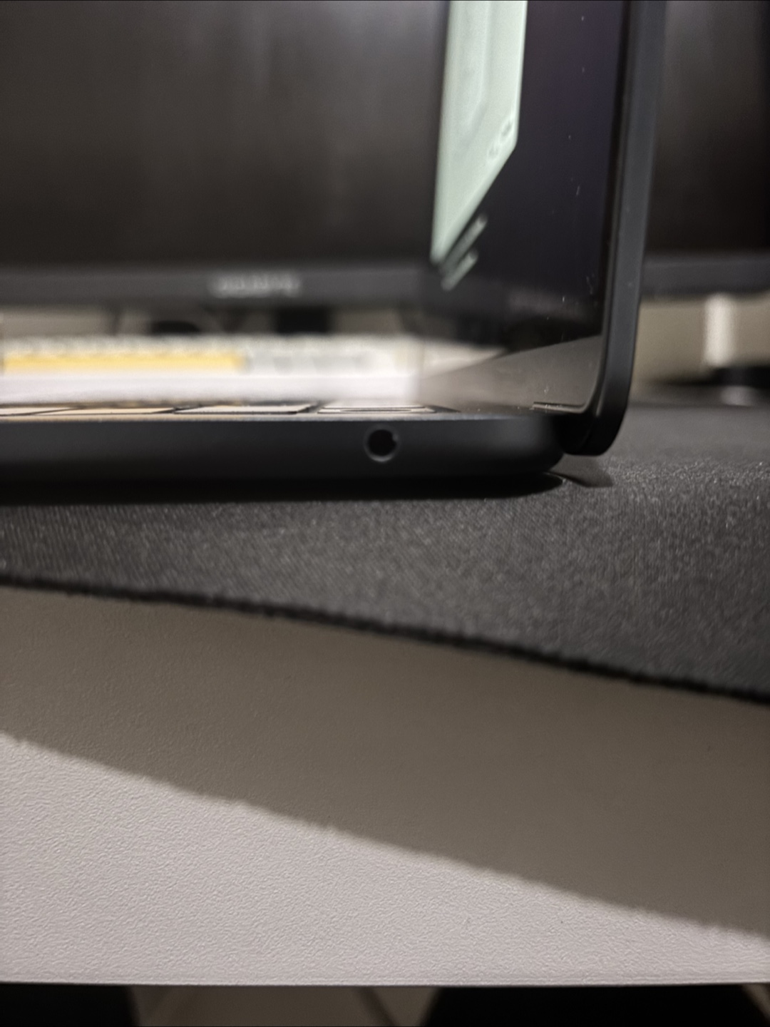 Apple MacBook Air M2 2022 - photo 4