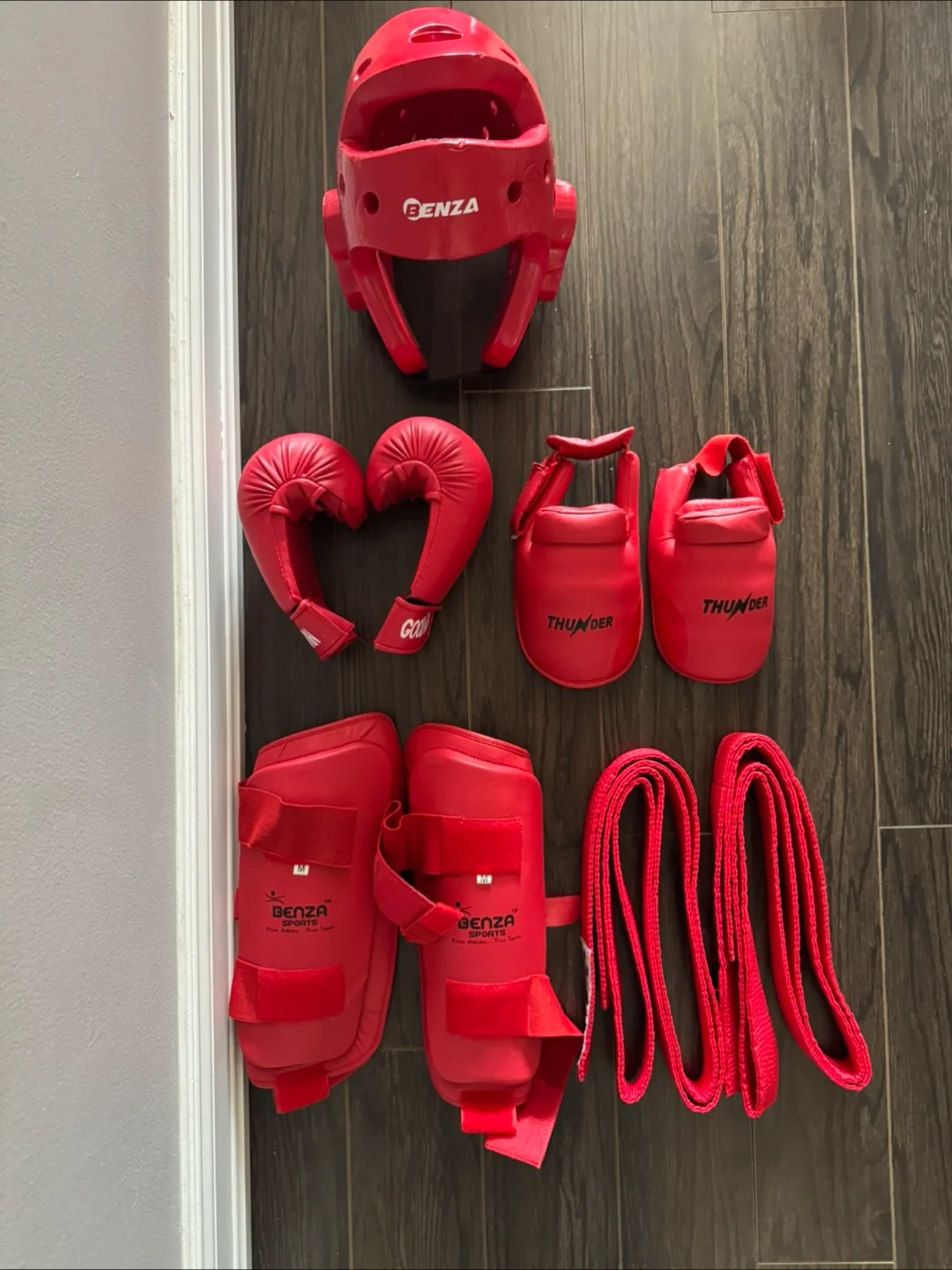 Benza & Thunder Red Karate Gear Set thumbnail