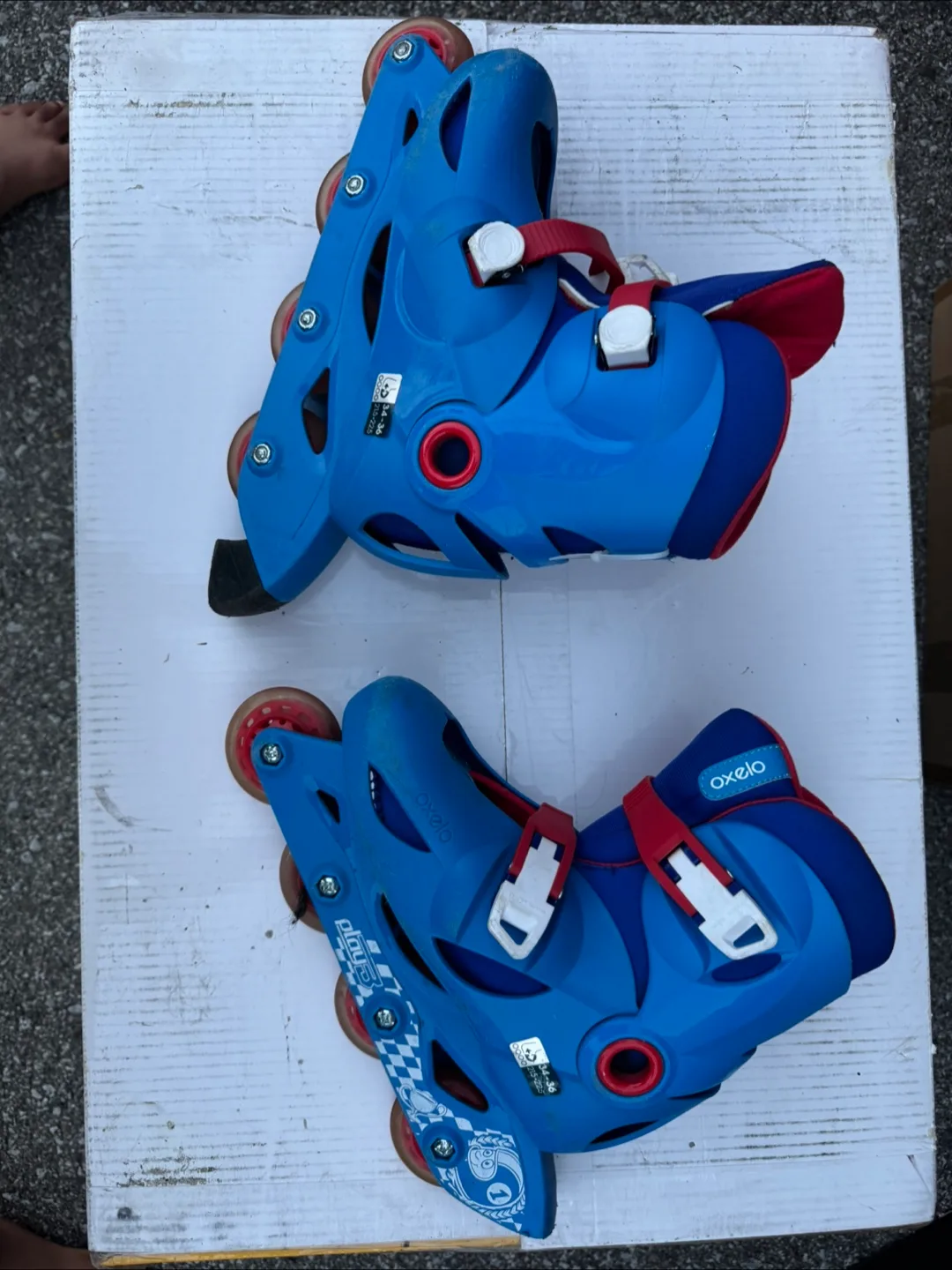 2 pairs of Oxelo Roller Skates Size 34-36 ( blue and pink) thumbnail