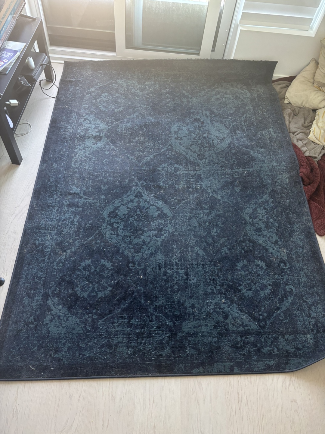 Area Rug - 2.32m x 1.44m