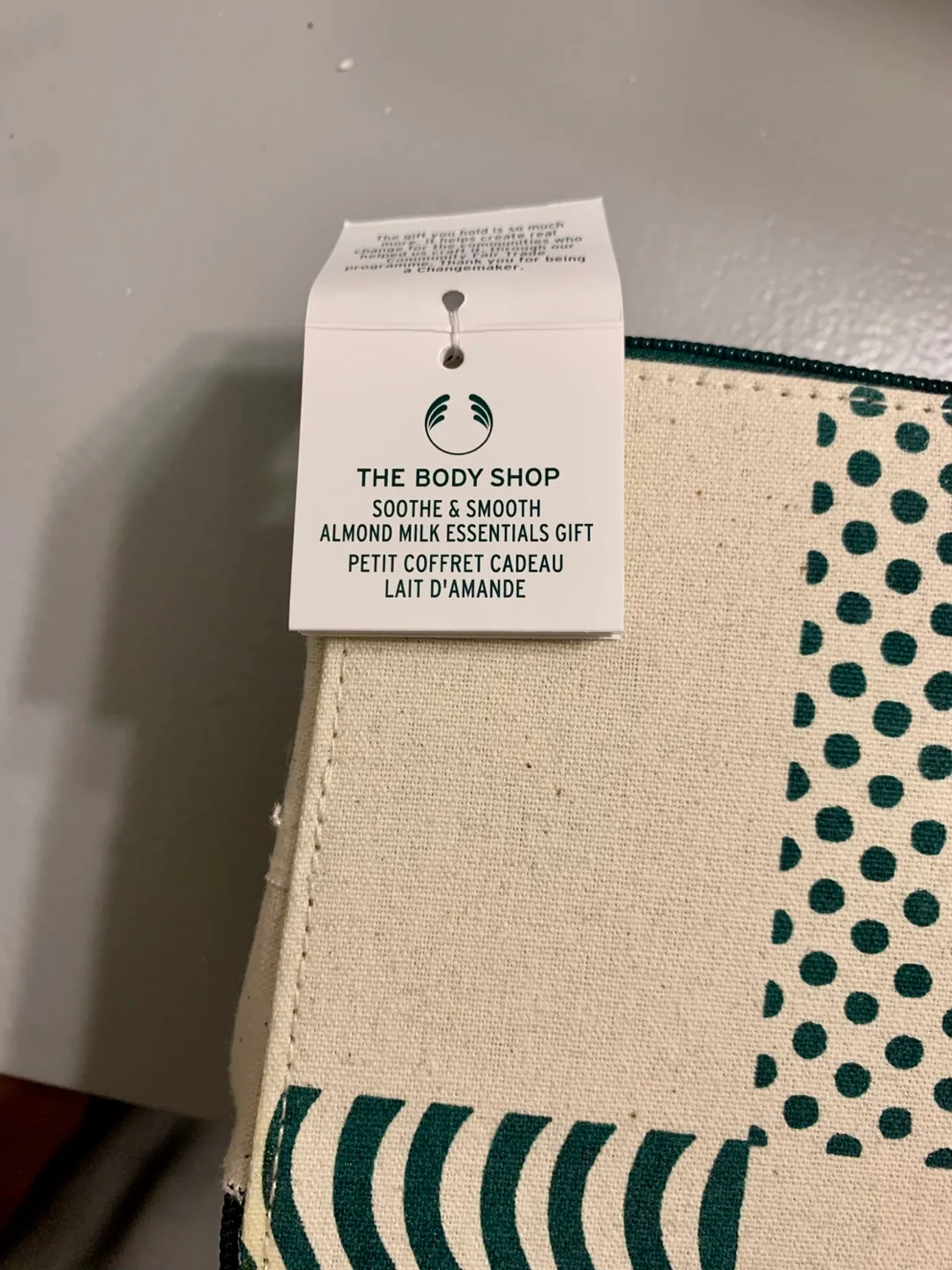 The Body Shop Almond Milk Essentials Gift Set image indicator(2)