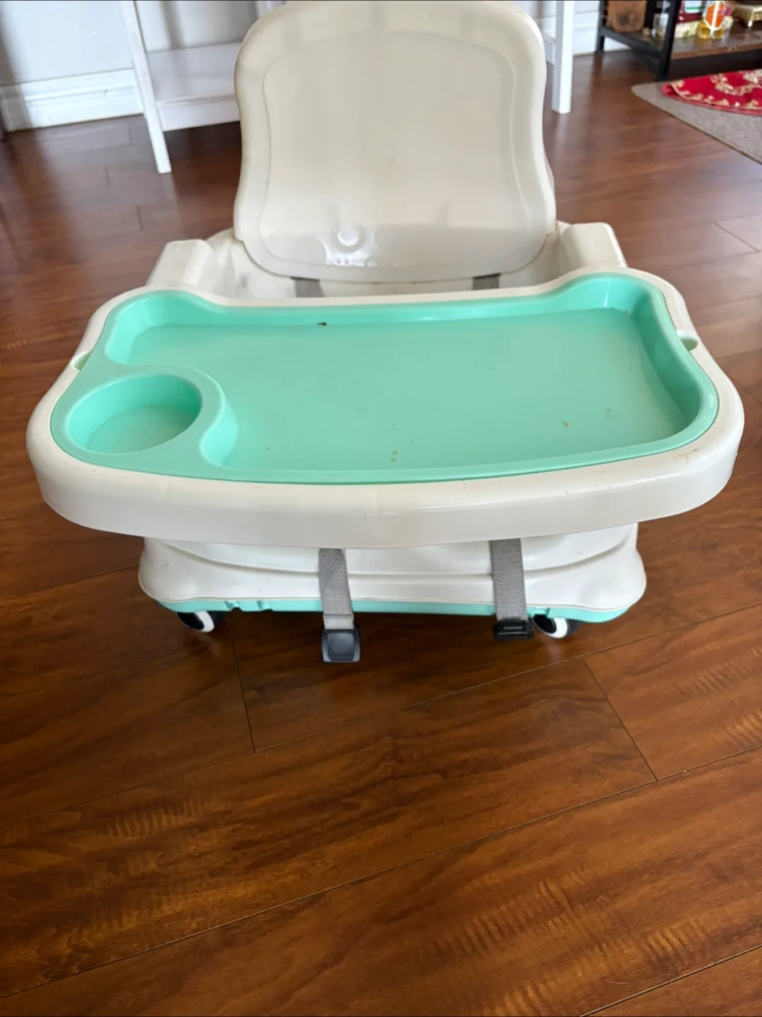 Kids convertible high chair thumbnail