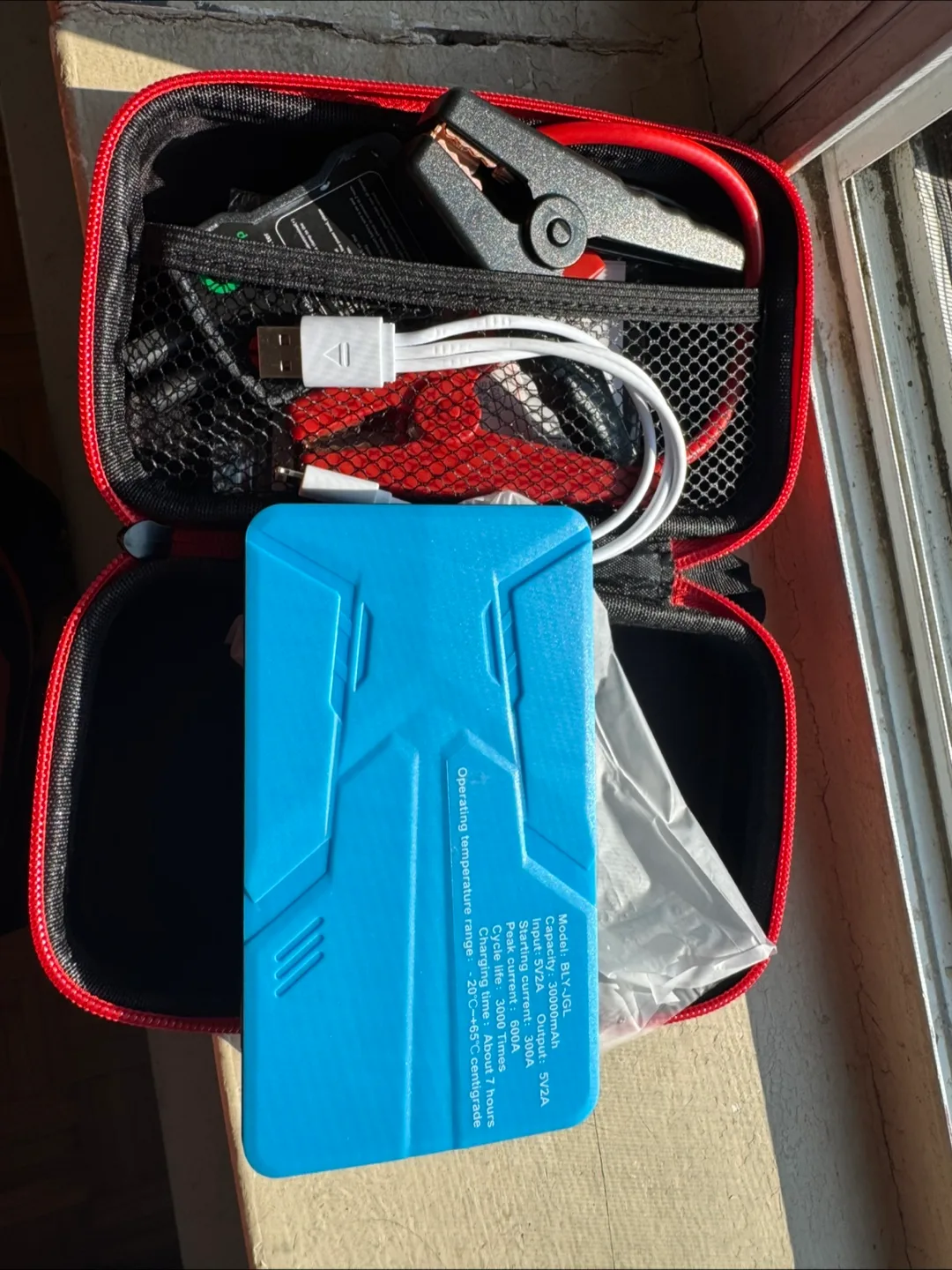 BLV-JQL Jump Starter 30000mAh - Like New! thumbnail