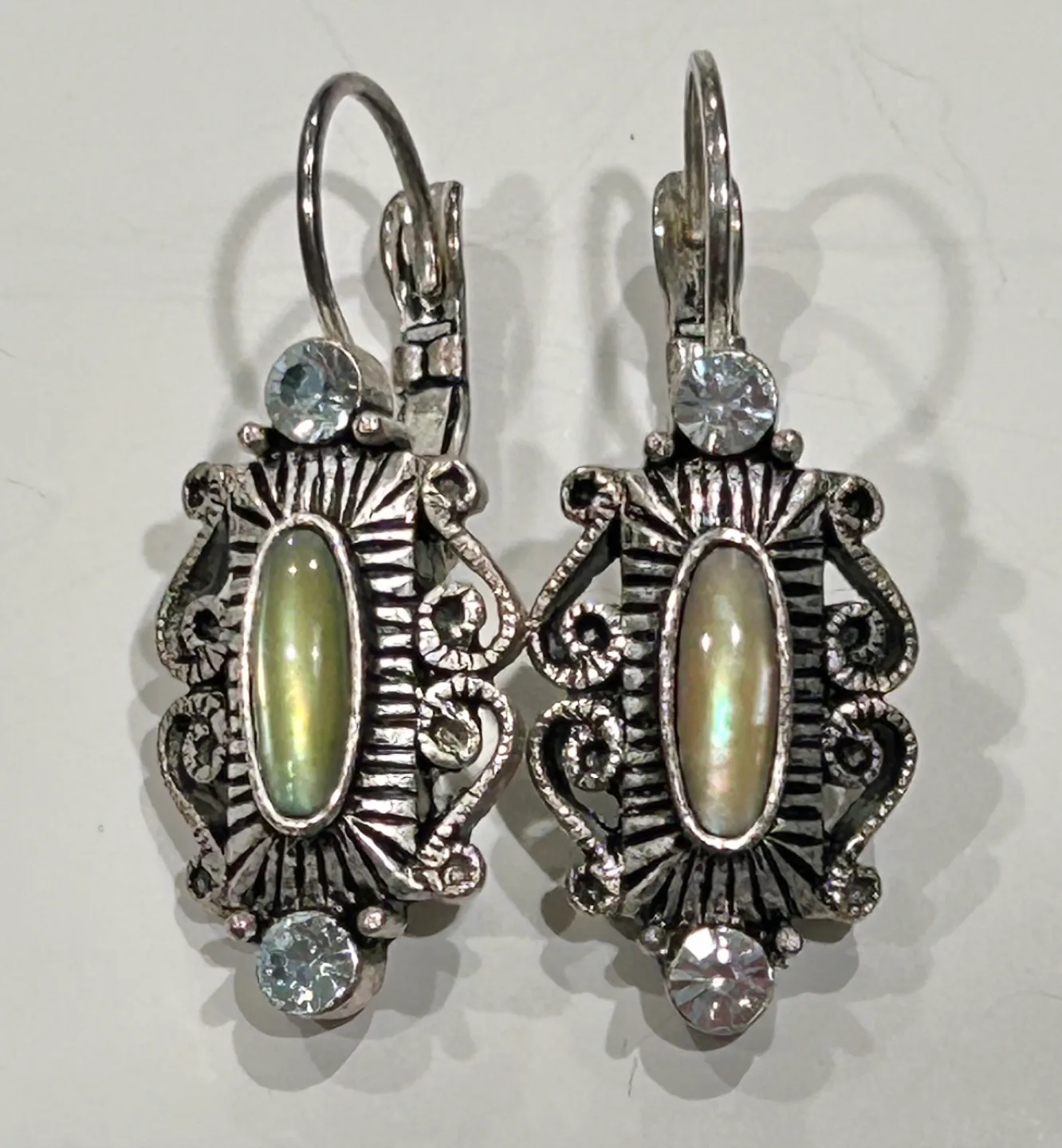 Vintage Silver Tone Drop Earrings thumbnail