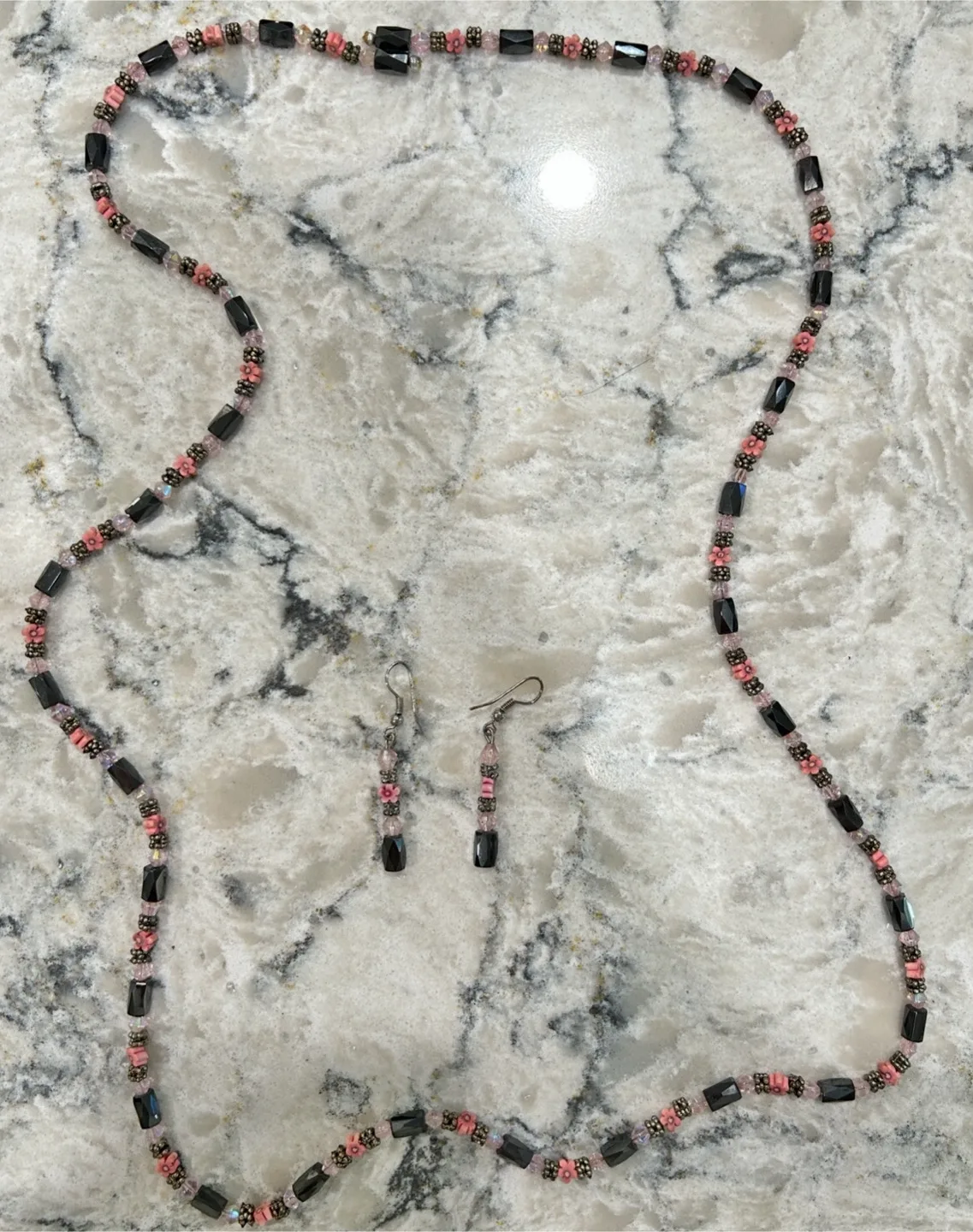 Magnetic Beaded Necklace & Earrings Set thumbnail
