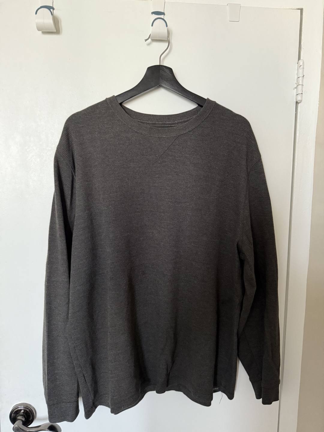 Eddie Bauer dark grey sweater - photo 2