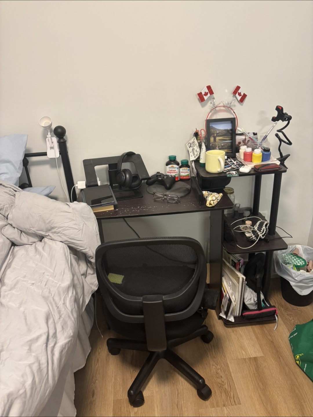 Small desk