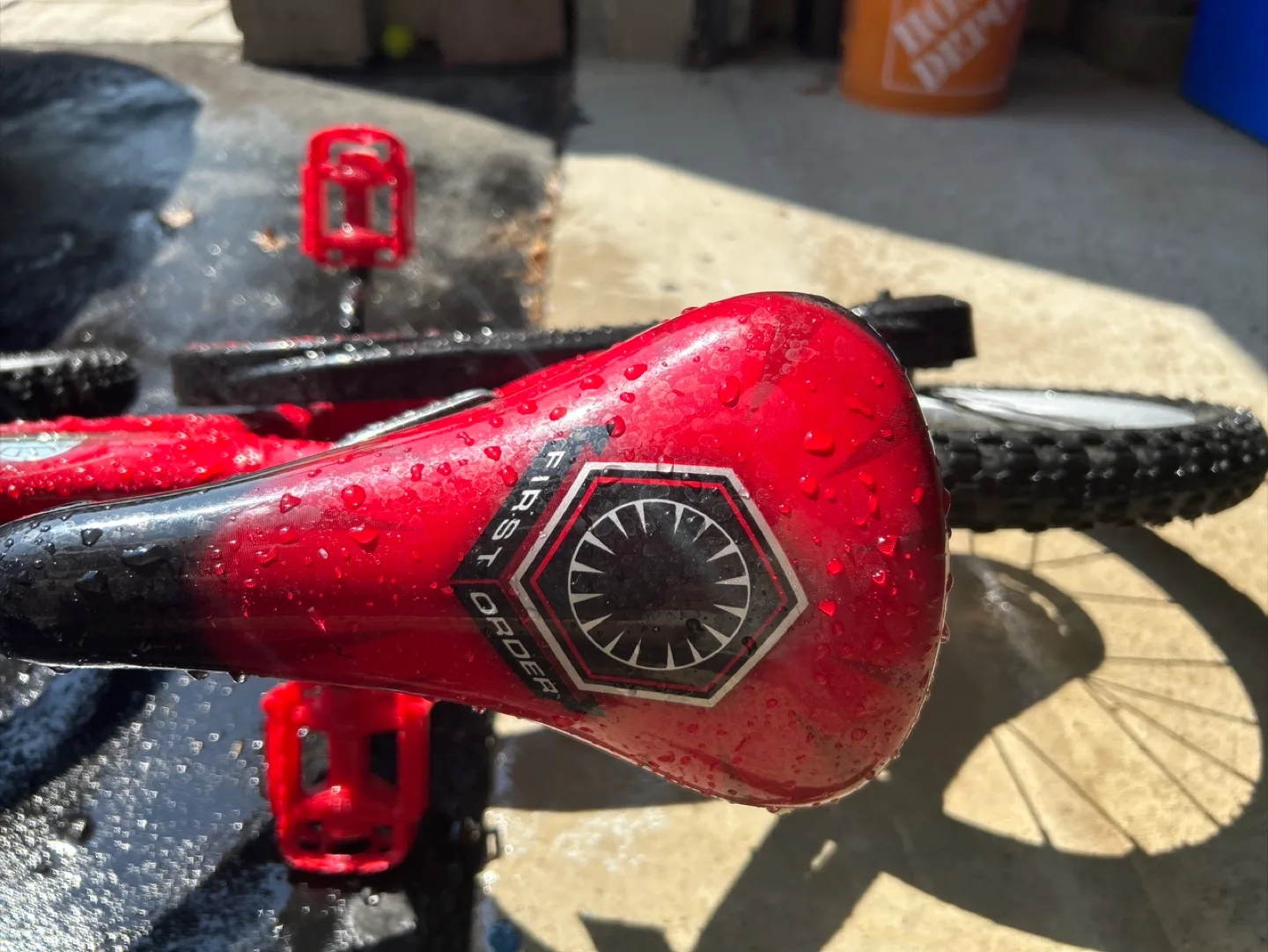 Star Wars First Order Kids' Bike image indicator(3)