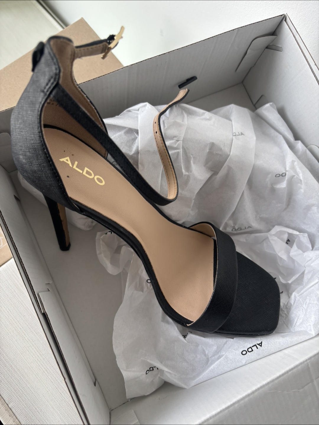 Aldo Scarlettchain Heels - US Size 8