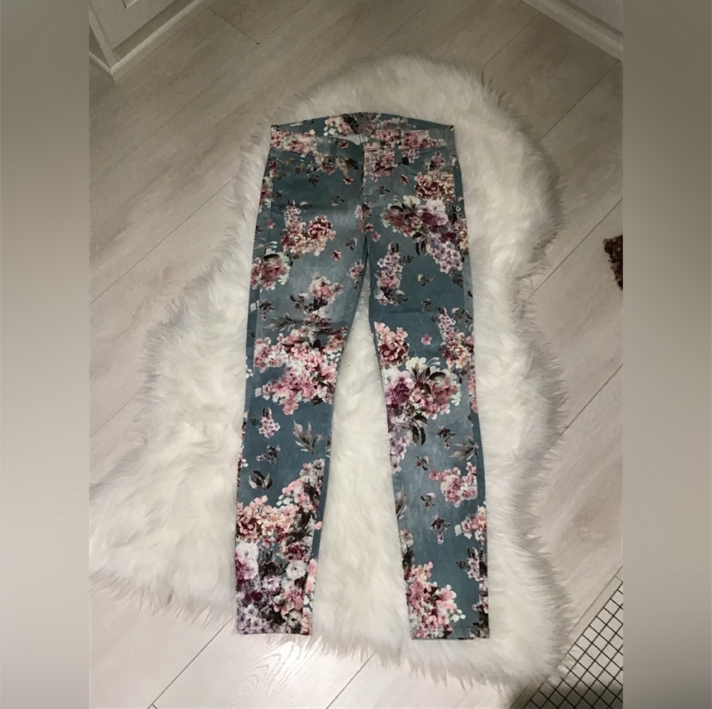 7 for all Mankind Women’s Jeans - photo 2