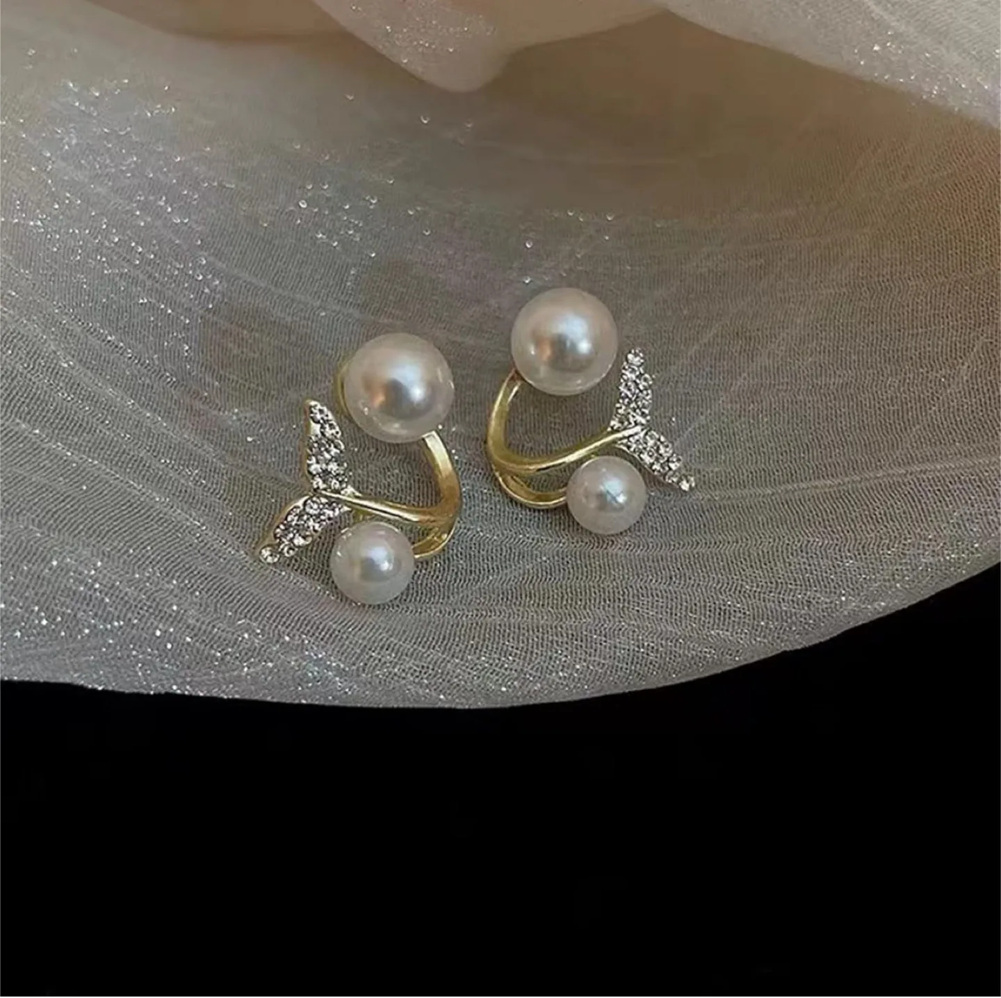 Earrings image indicator(2)