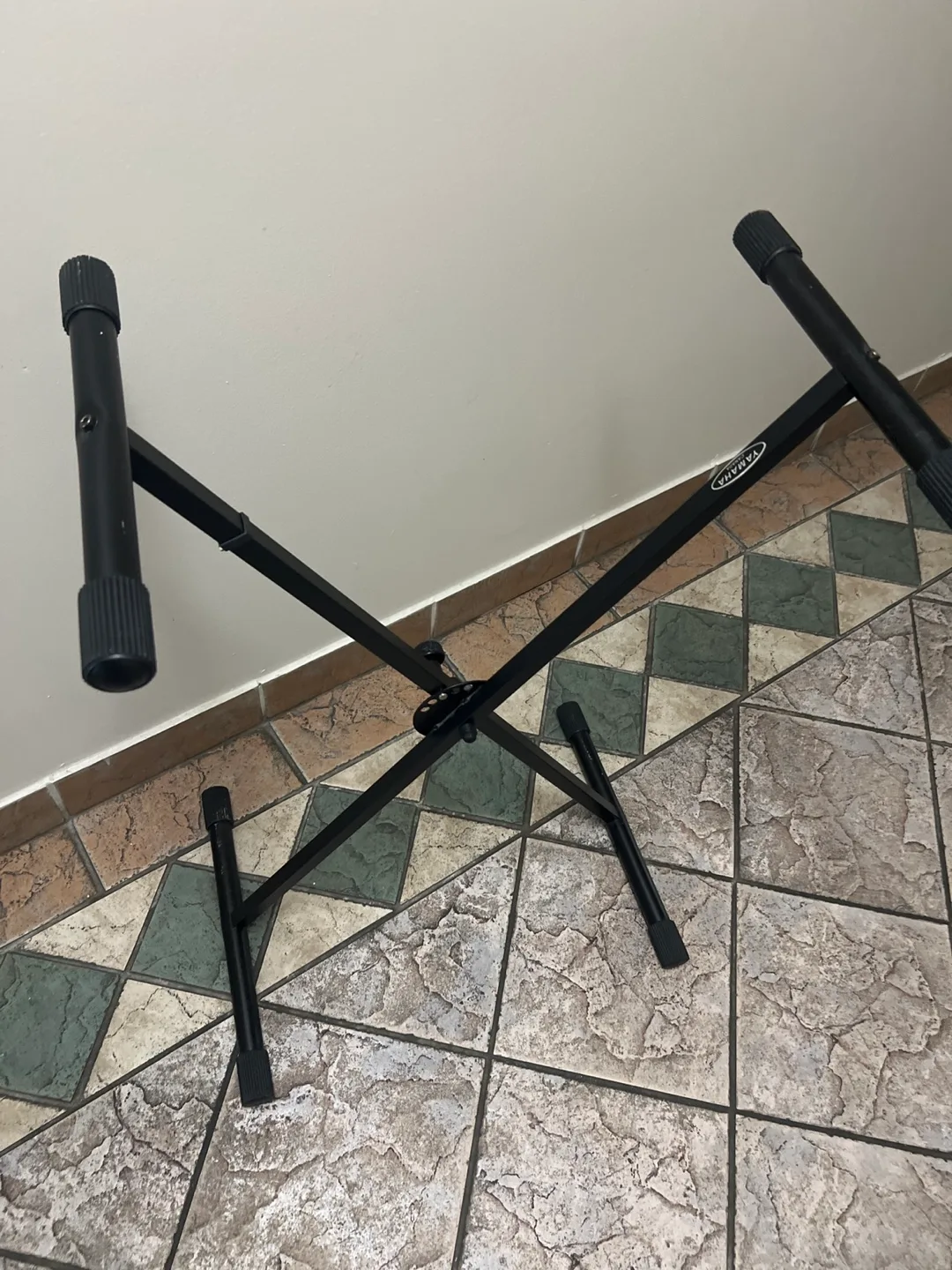 Yamaha PSR-210 Keyboard with Stand image indicator(3)