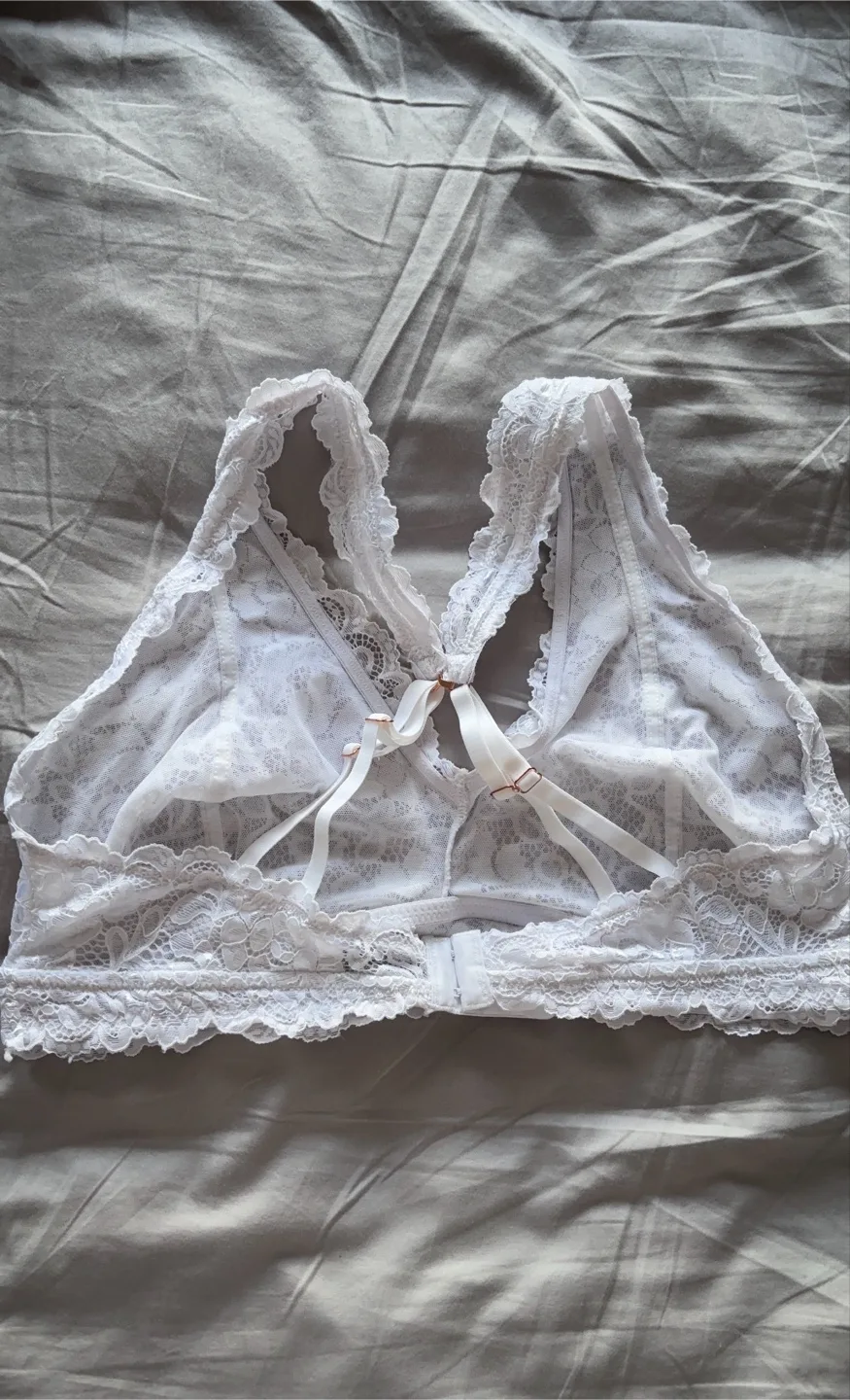 Ardene Lace Bralette Bundle - Black, White, Blue, Burgundy image indicator(5)