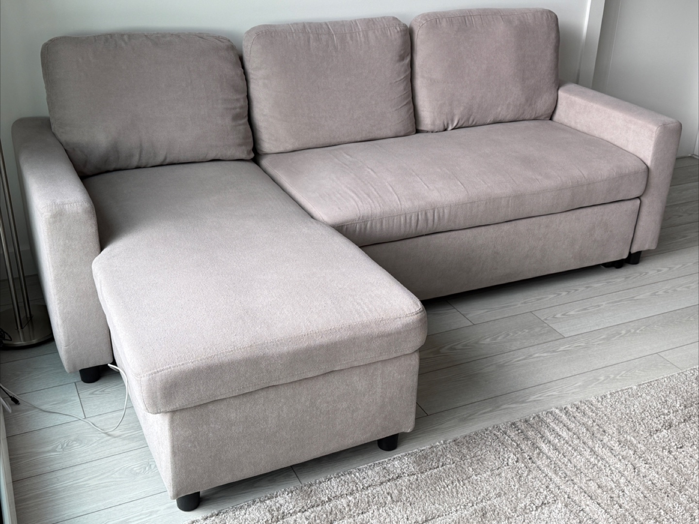 Light beige Sectional L-shaped Sofa with Storage & Pull-Out Bed