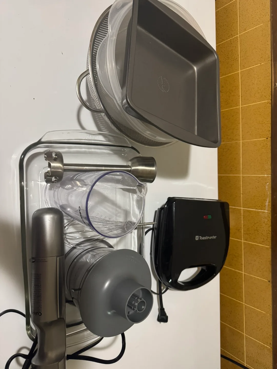 Cuisinart Immersion Blender & Toastmaster Waffle Maker thumbnail