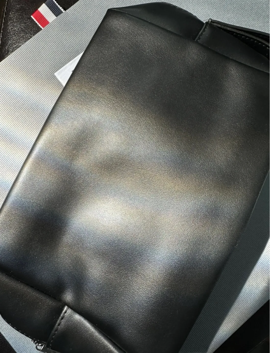 Yves Saint Laurent Parums Black Pouch image indicator(2)