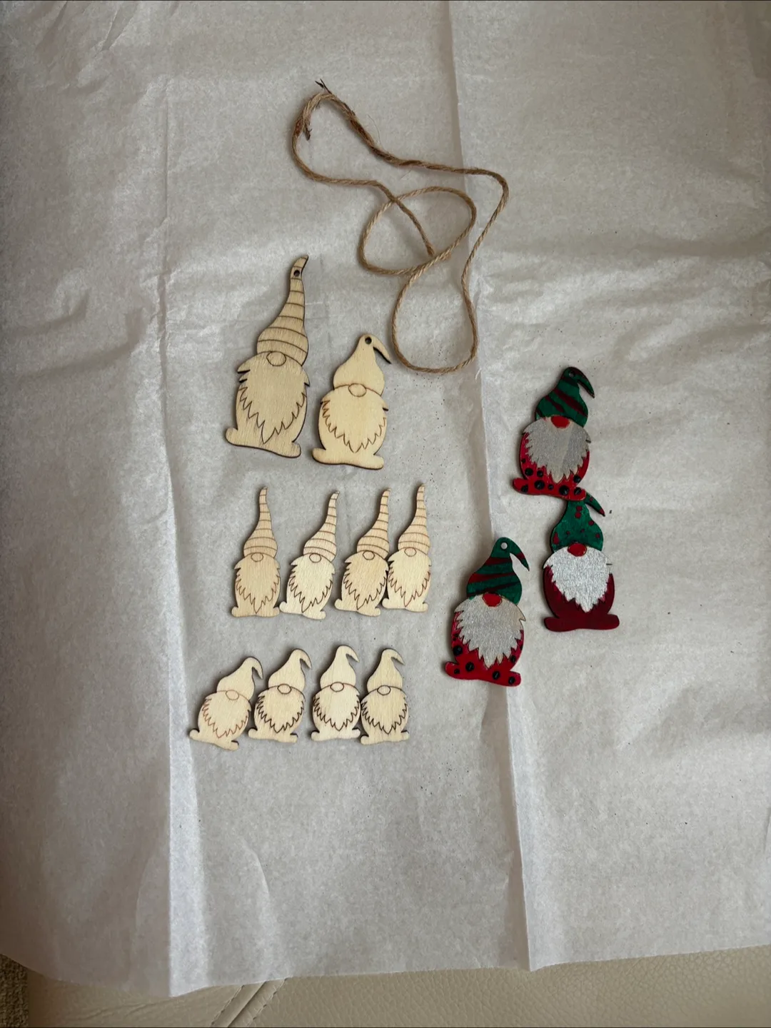 🍁🇨🇦 DIY Wooden Gnome Ornaments thumbnail