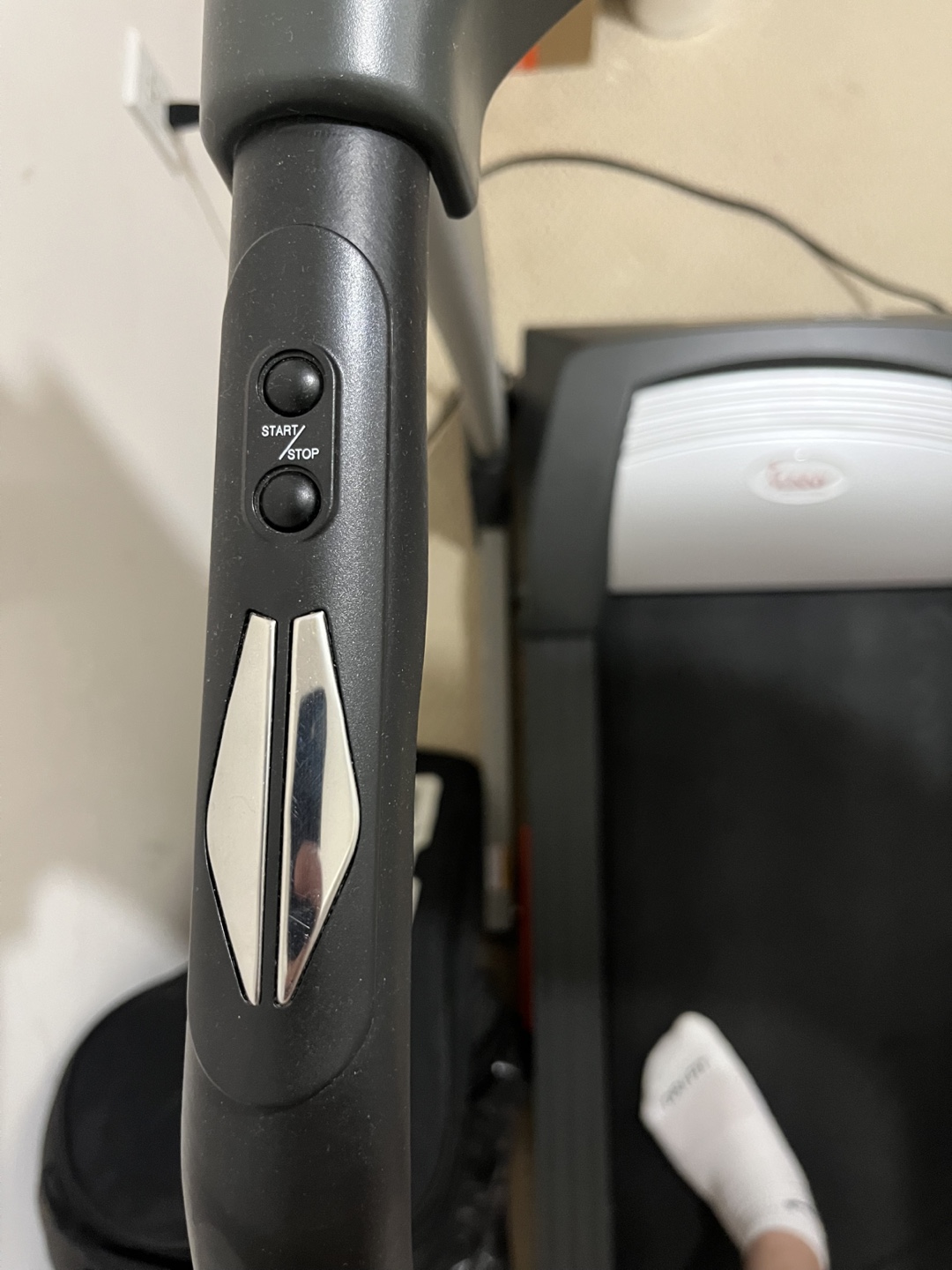 Sunny Health & Fitness Treadmill SF-T7603 - photo 5