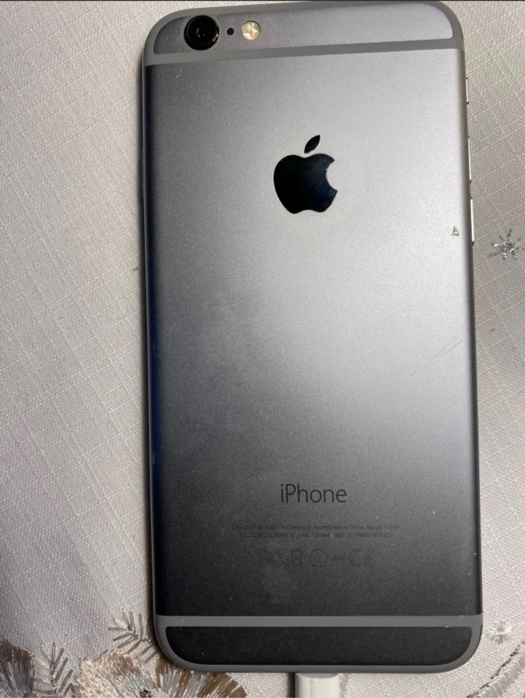 Apple iPhone 6 - 32GB thumbnail